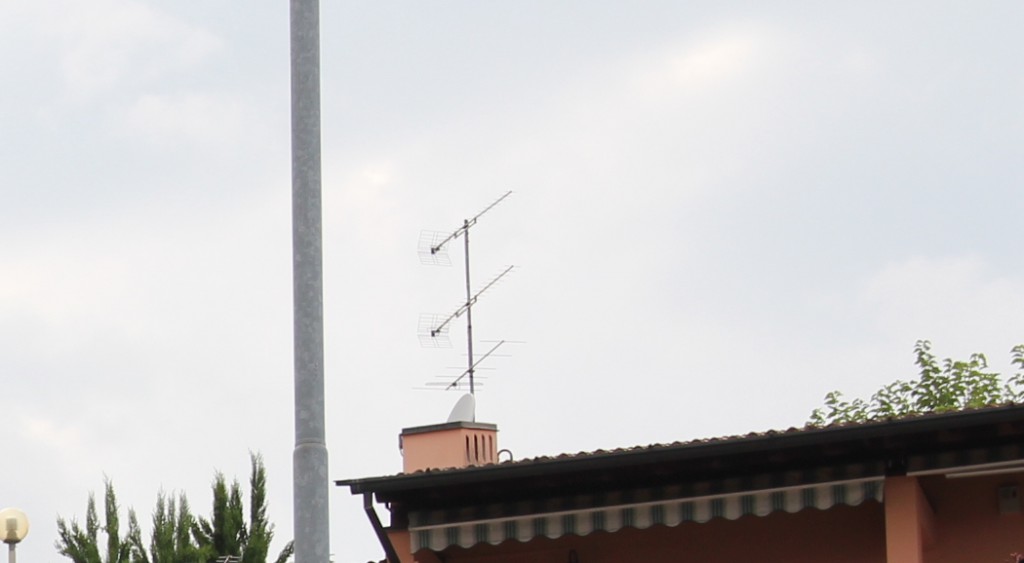 Pirma antena