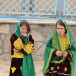 Afganistano mergaitės papuoštos ir labai gražios