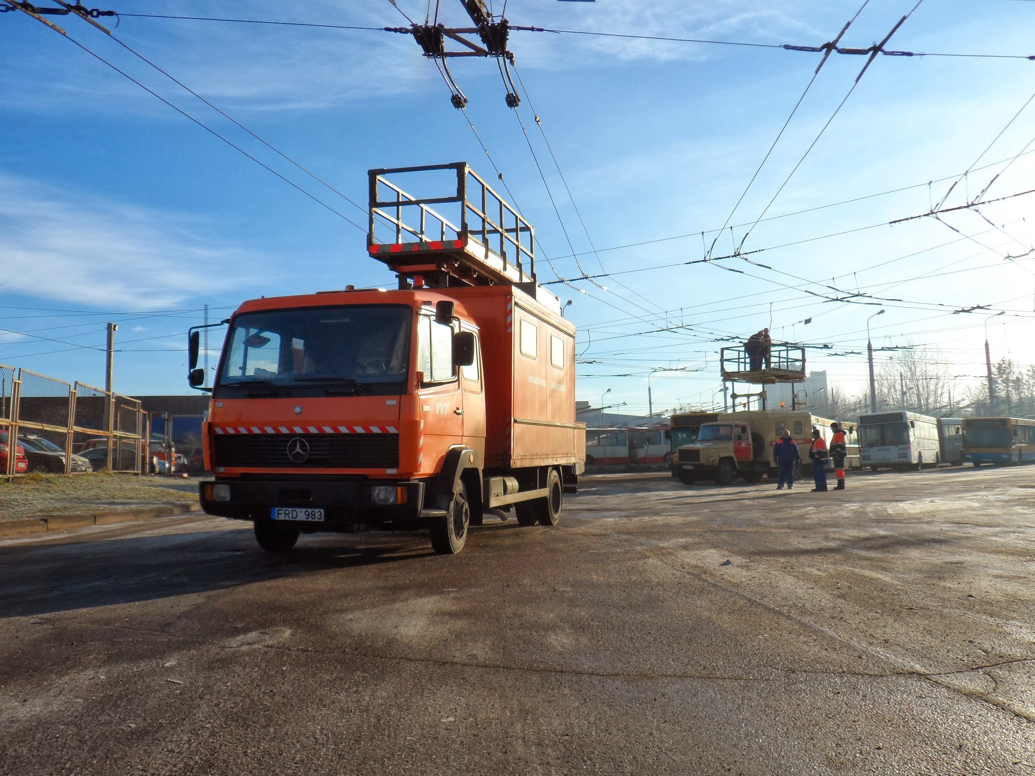 Vilniaus troleibusų ir kontaktinio tinklo bėdos